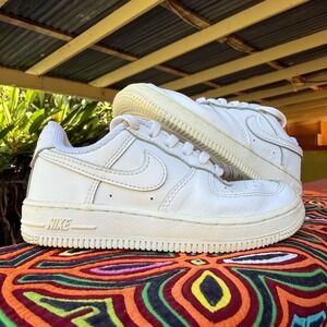 Nike Air Force 1 Sneakers Kids Size 11C Triple White Classic AF1 Low DH2925-111‎